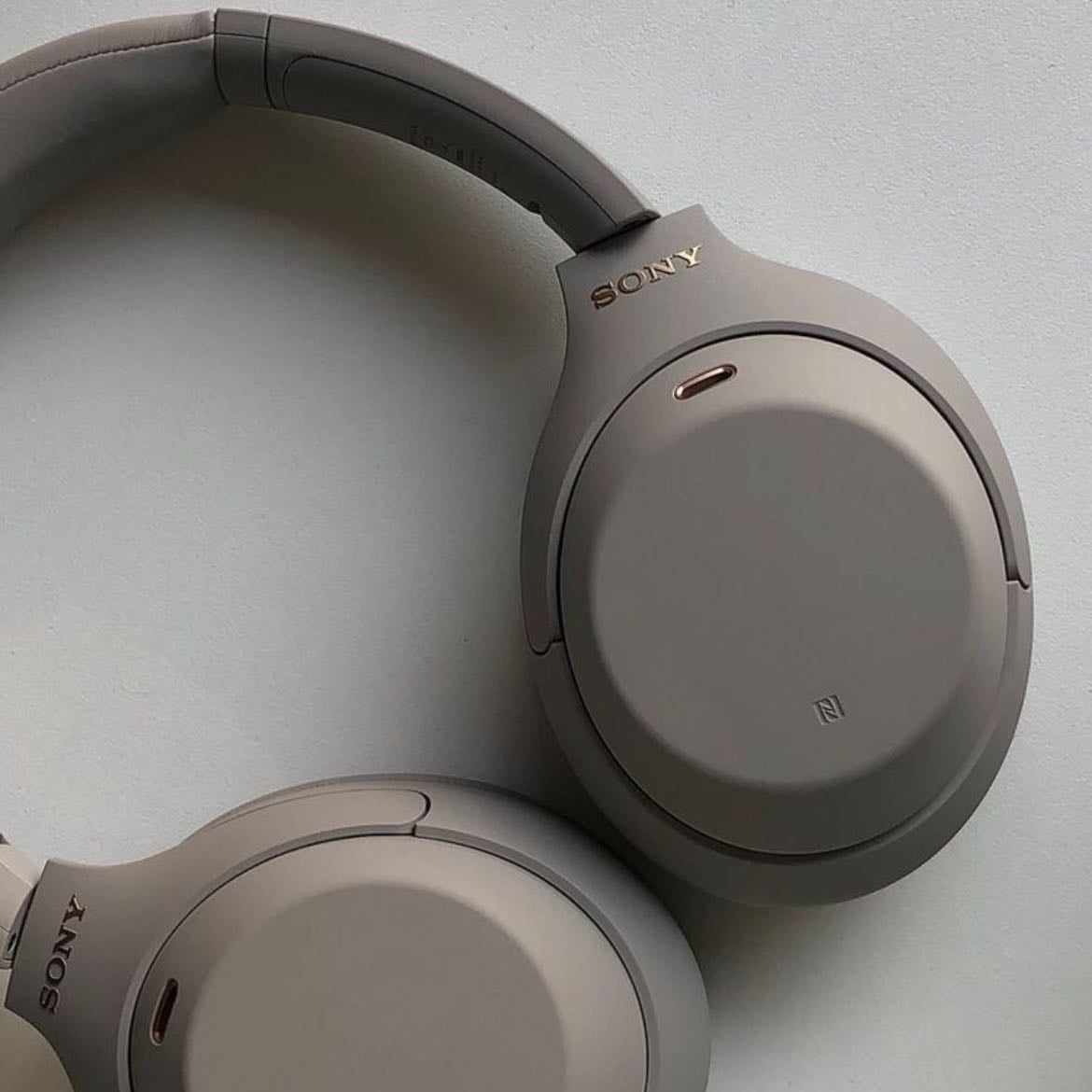 headphones - Thia