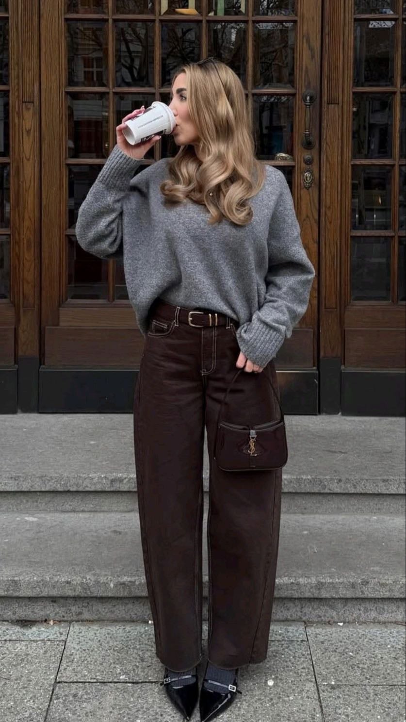 grey sweater - con suéter gris es ideal para otoño