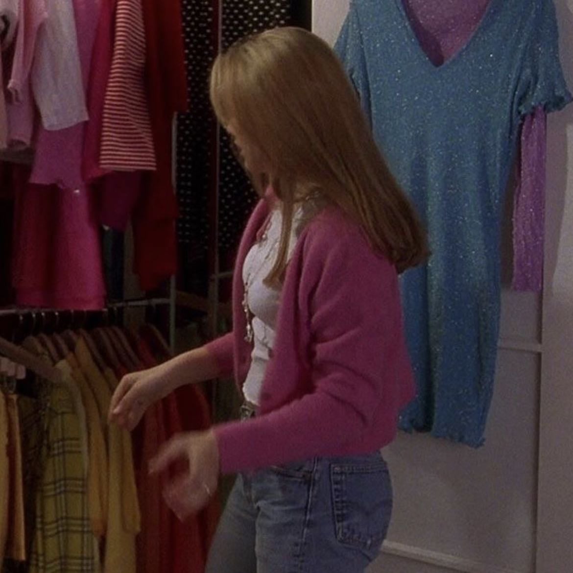 pink sweater