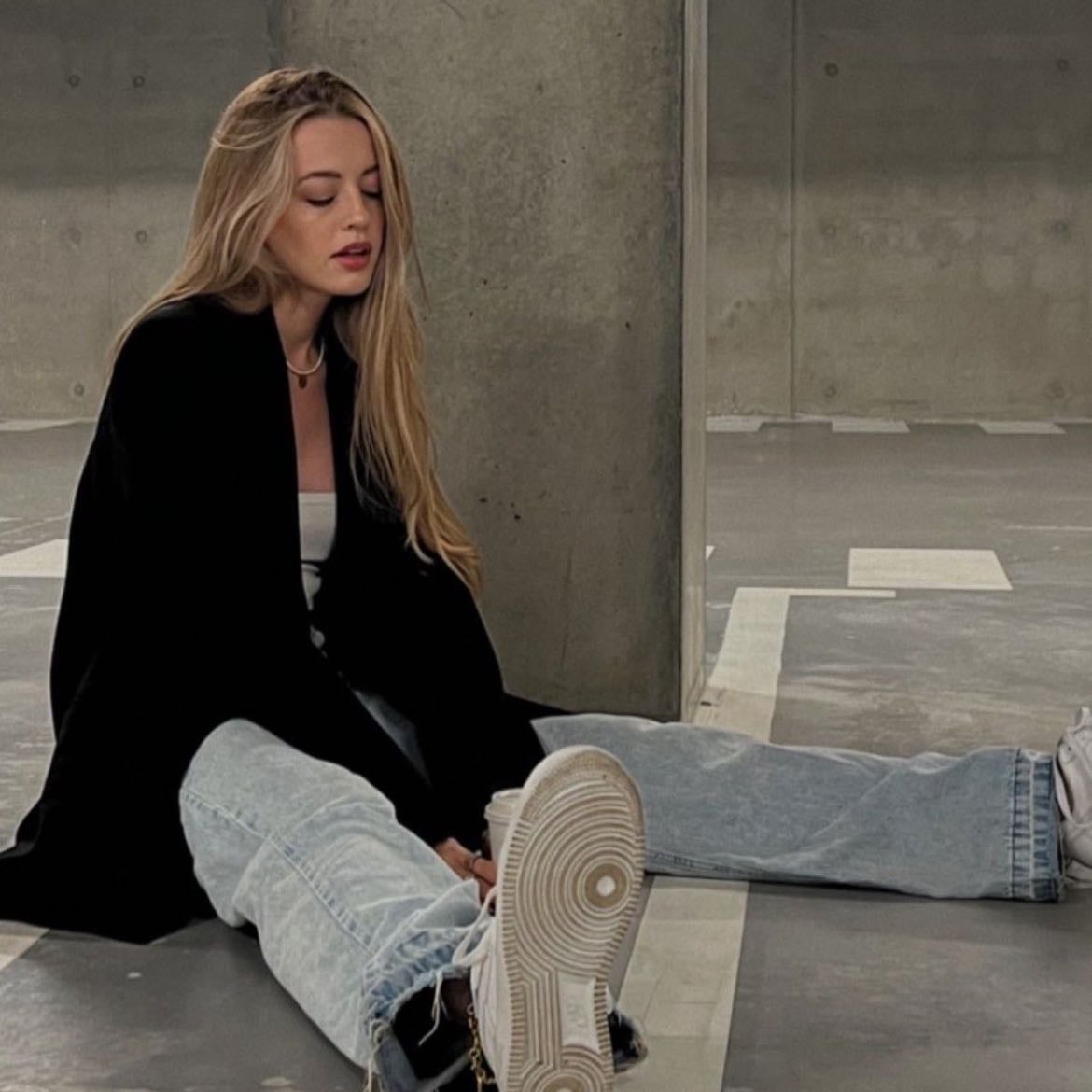 sit and open legs