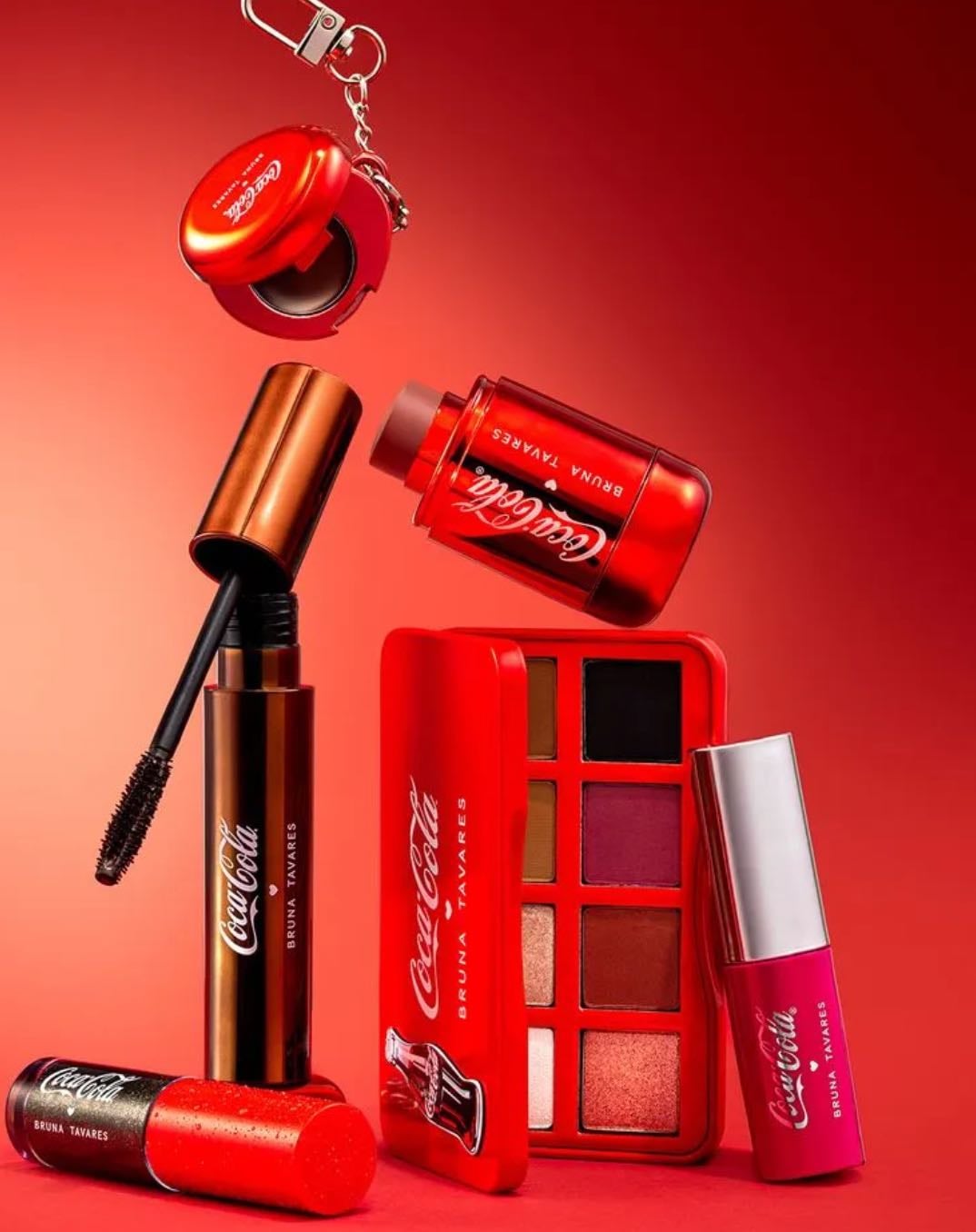 Itens BT x Coca Cola - Rímel, Lip Oil e Blush