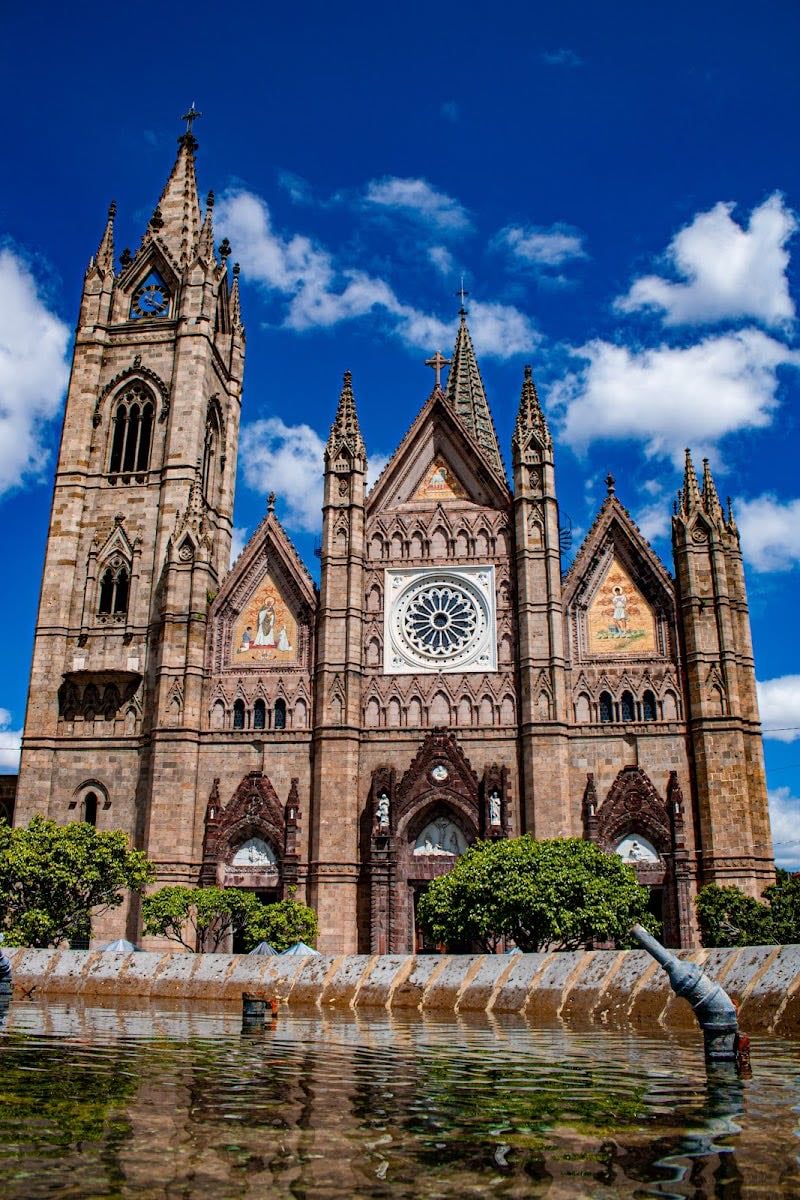 Parroquia El Expiatorio del Santísimo Sacramento