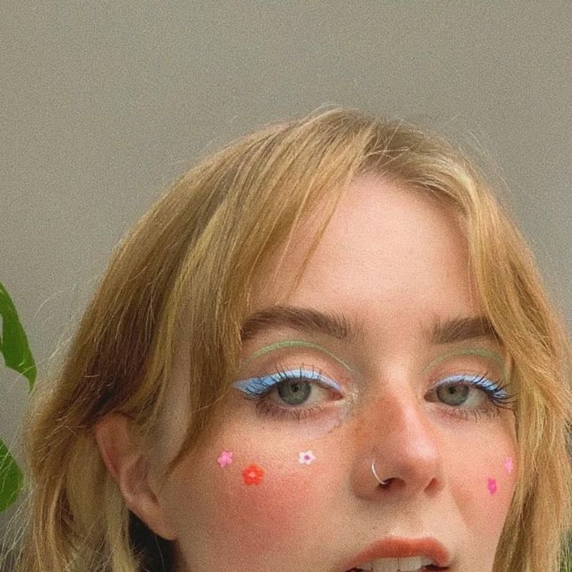 Kel Lauren - Graphic Designer