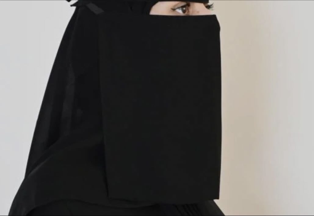نقاب بَشكا