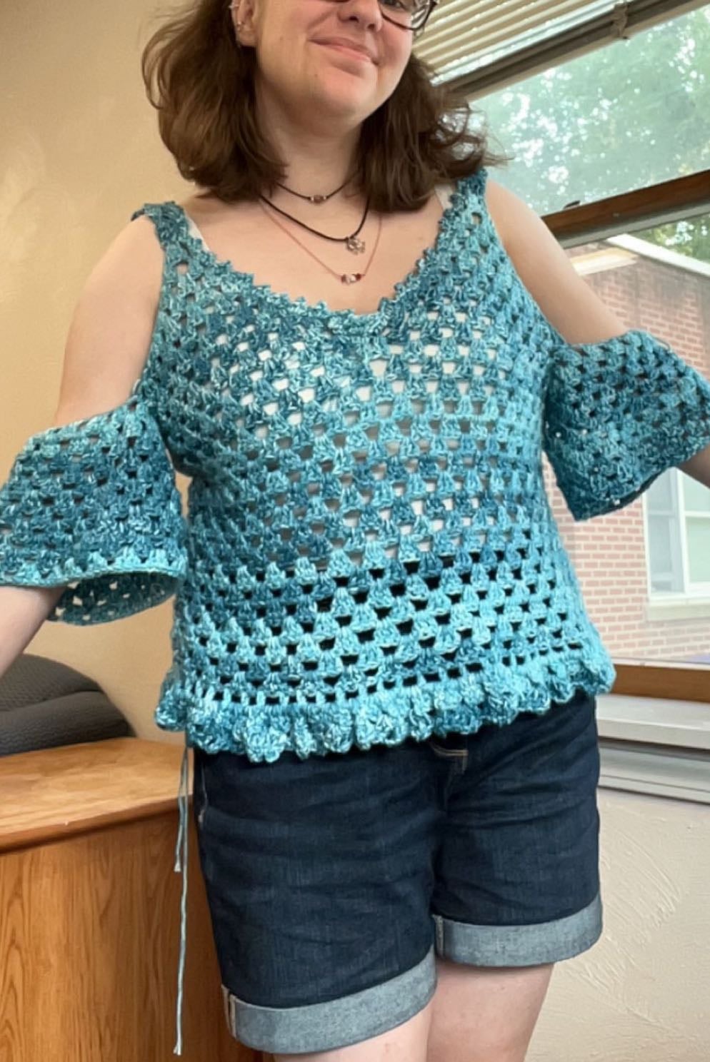 blue crocheted top - the donna top pattern by @juuulmakes