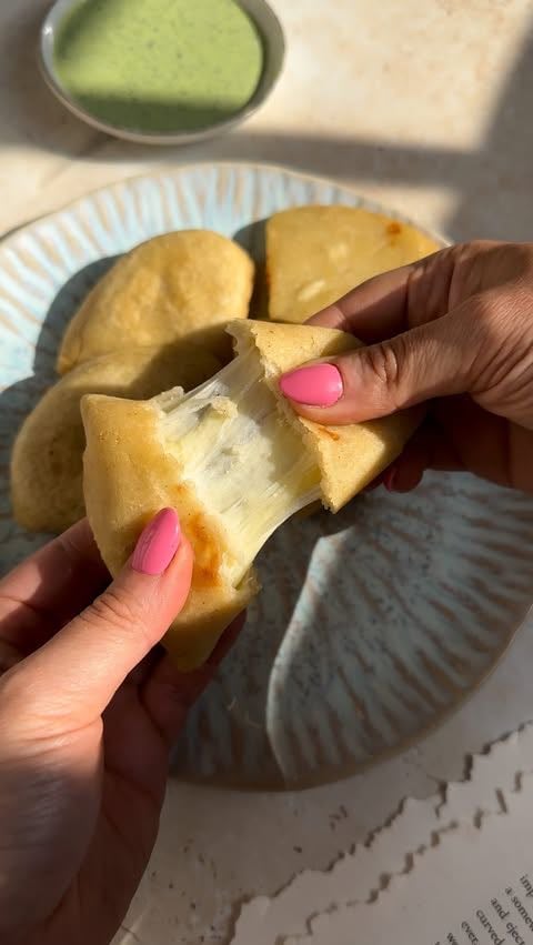 Nachos rellenos de queso - @truffleandegg