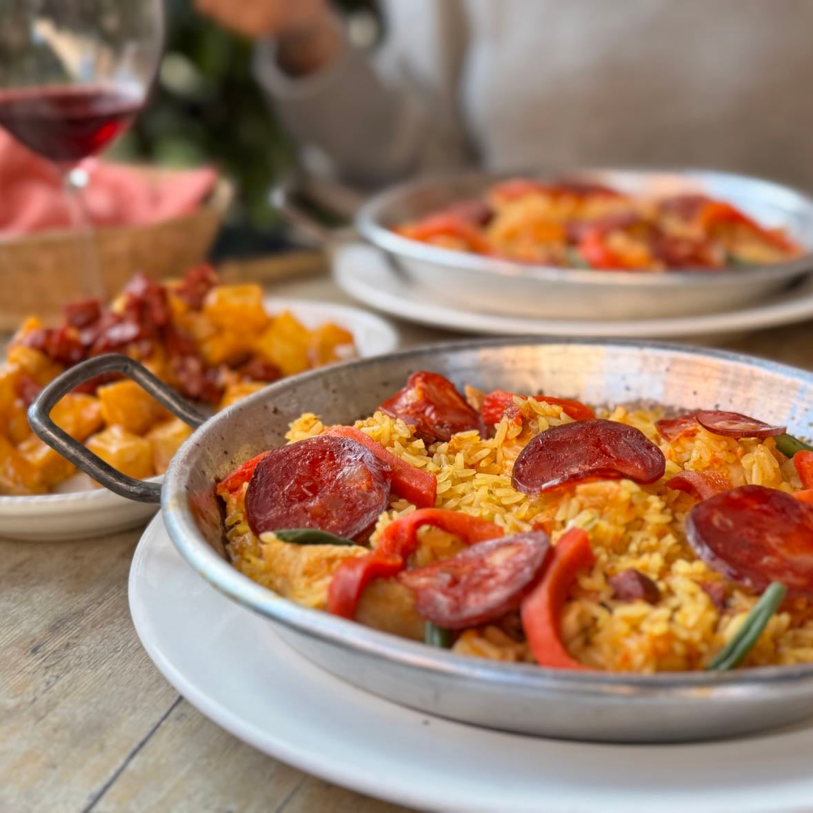 P4 maestros pellet is - Bar de tapas