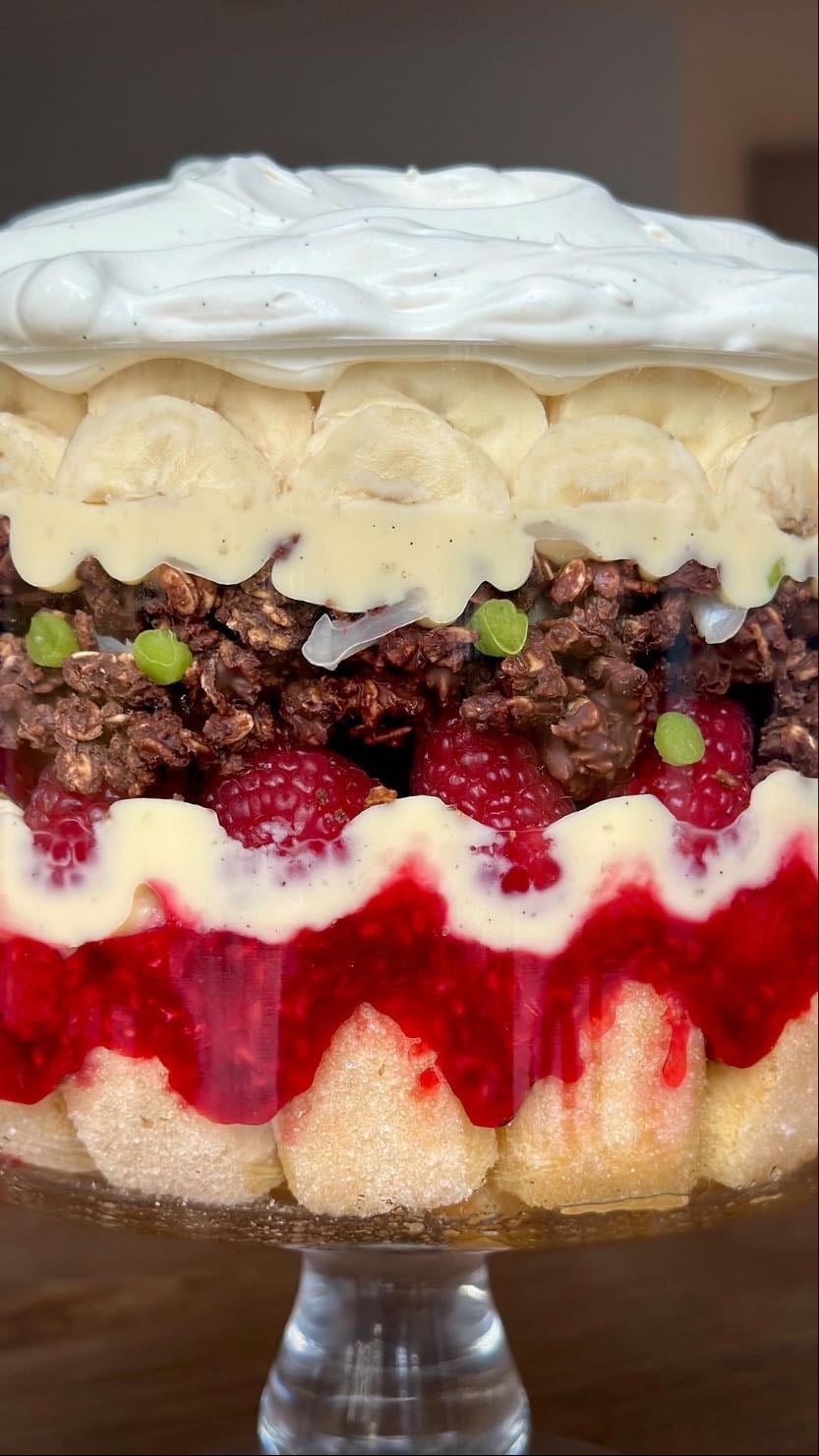 Thanksgiving Trifle - Rachel Green - Friends