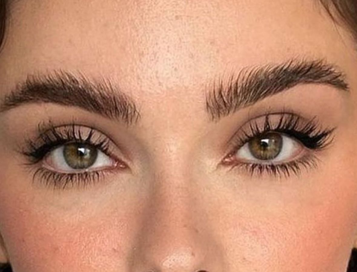 MAKEUP LOOKS