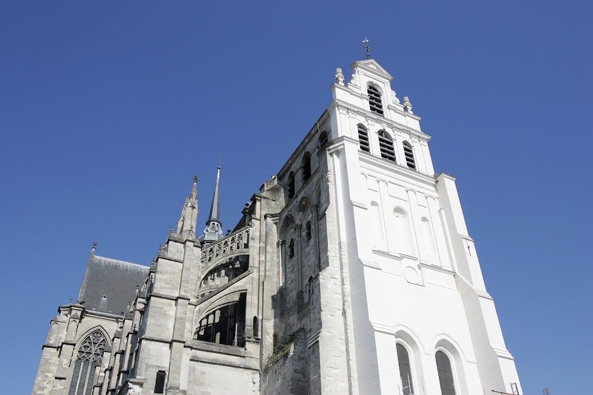 BASILICA Saint-Quentin
