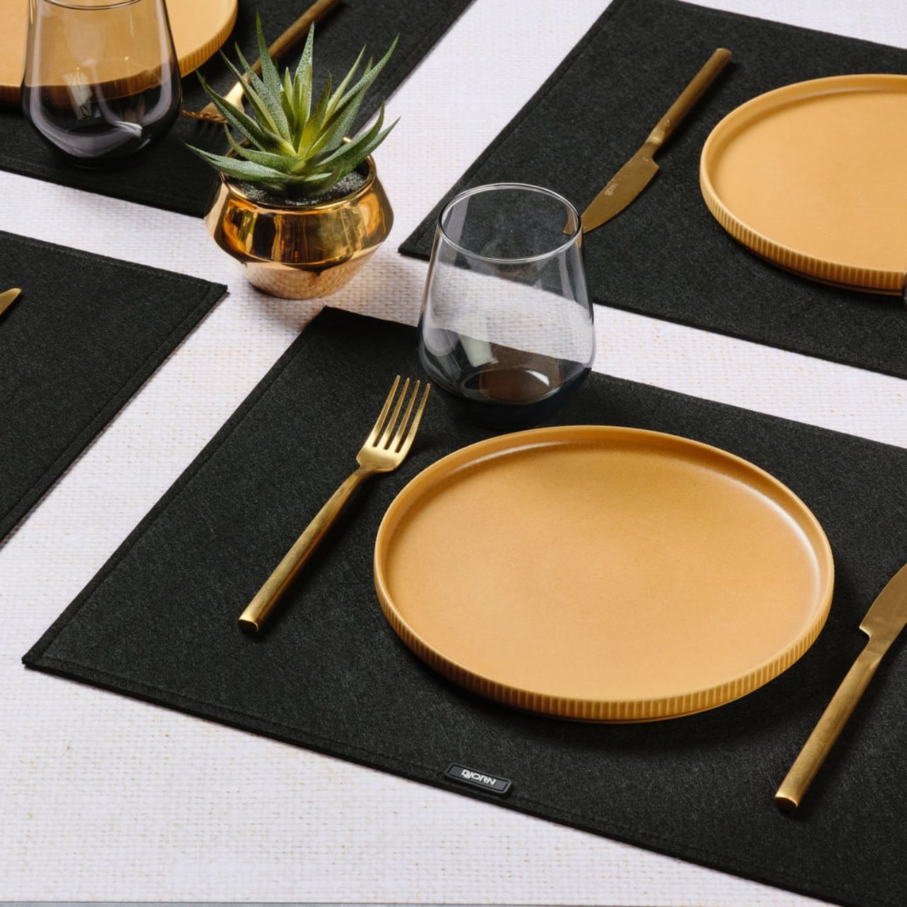 dessous de table