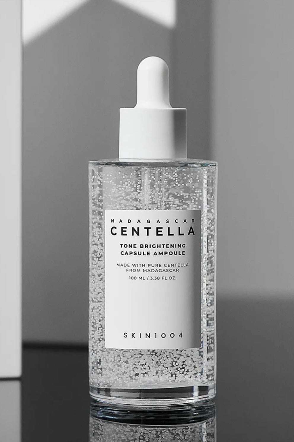 Centella skin1004 - Tone brightening capsule ampoule
SERUM