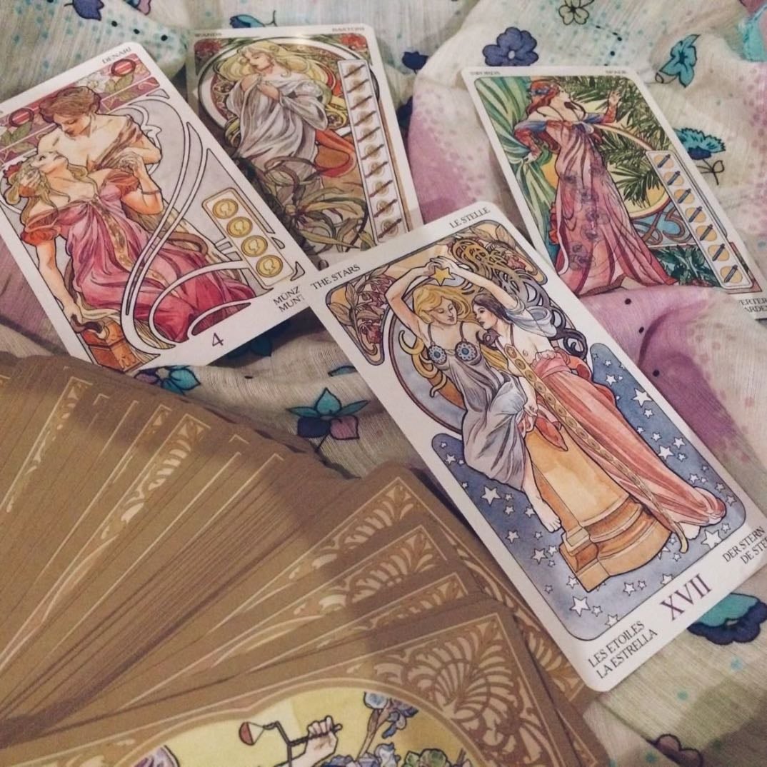 Mucha Tarot