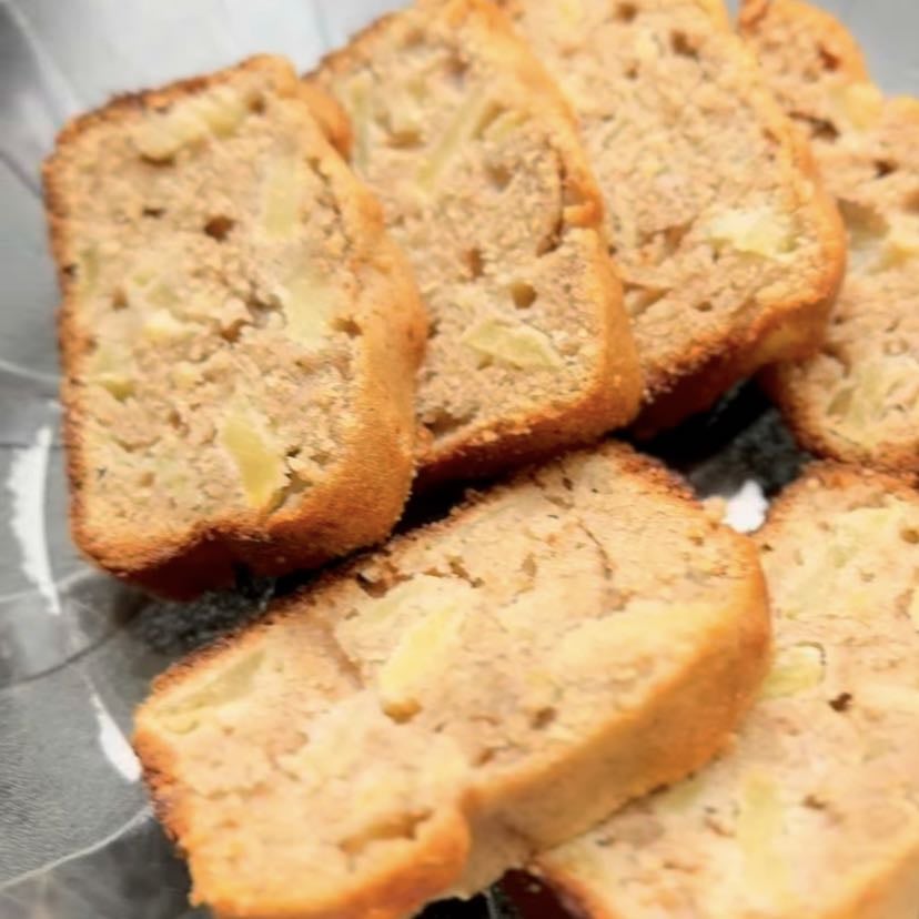 Budín de manzana - By Chechu