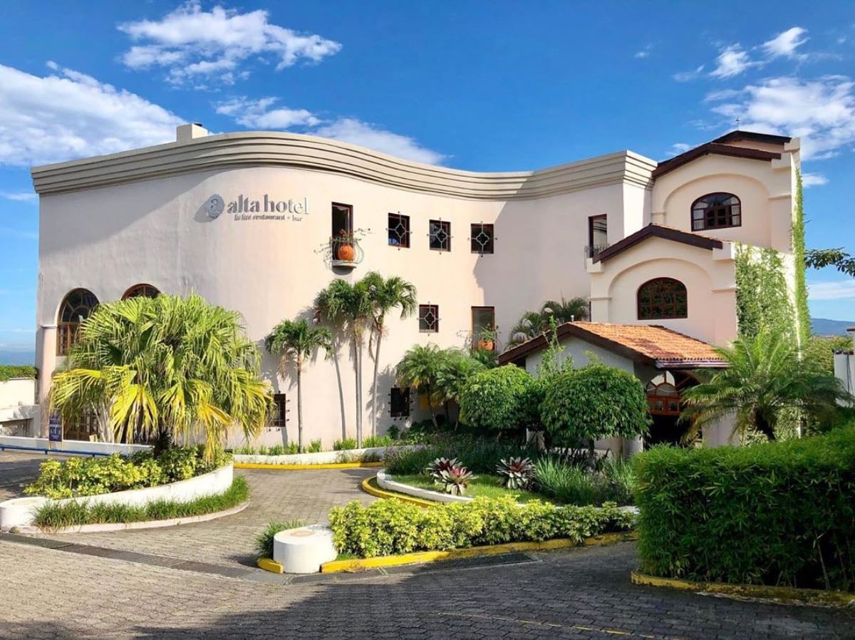 Alta Hotel