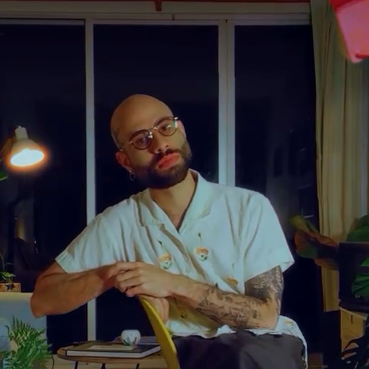 jose m. ೃ❀ - Contenido: Análisis de fenómenos musicales y Daily Life ✨