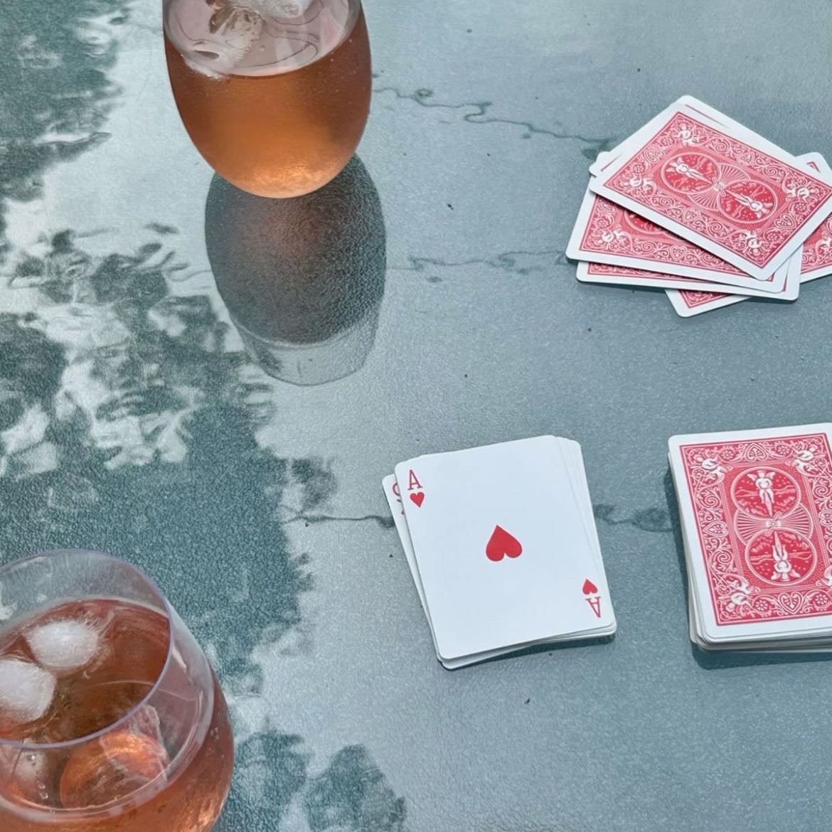 juegos y cóctel