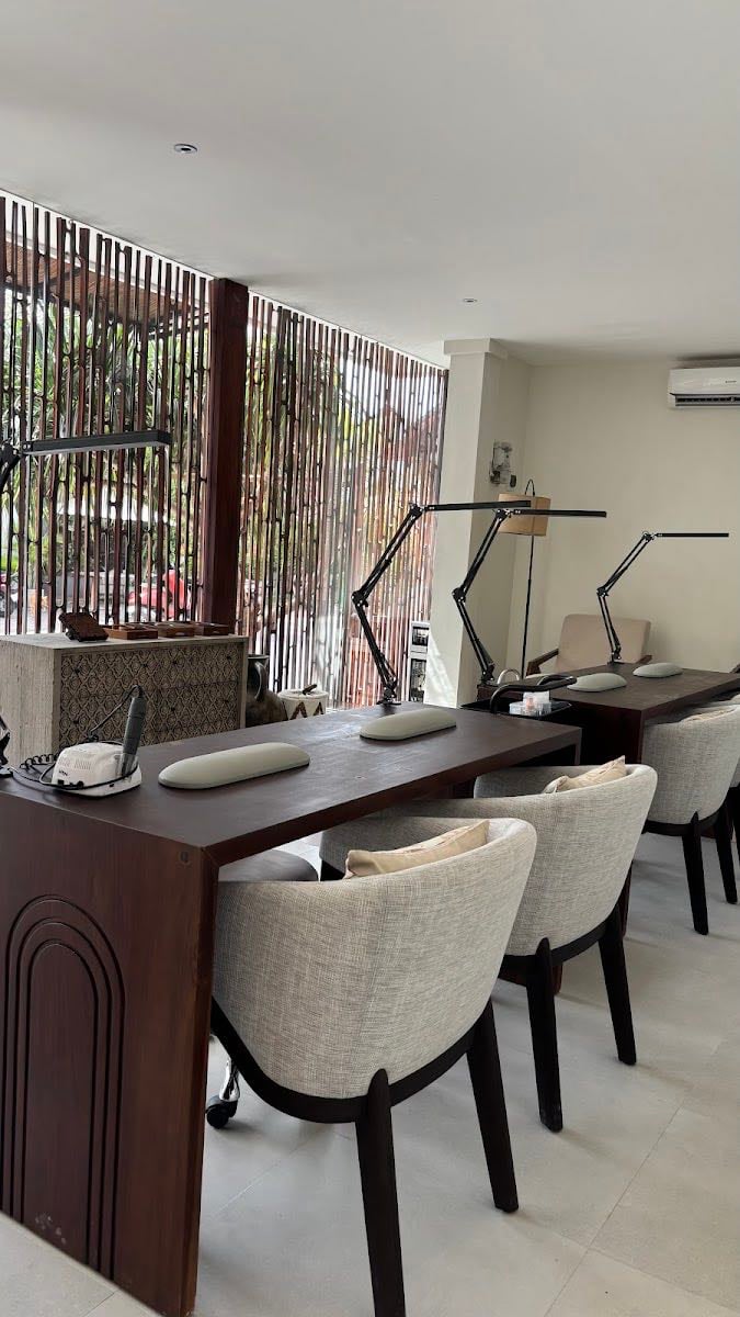 Amika Nails & Beauty Care