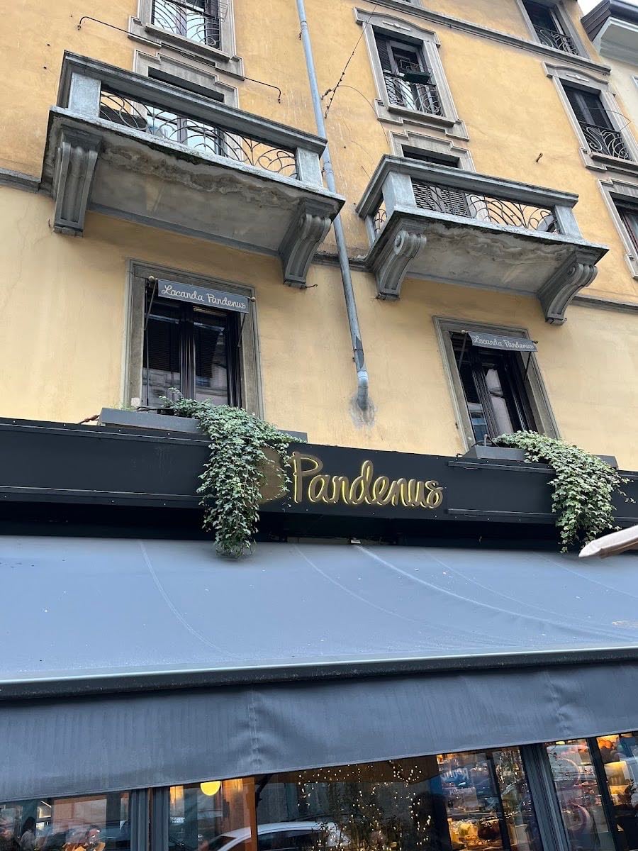 Pandenus Mercato