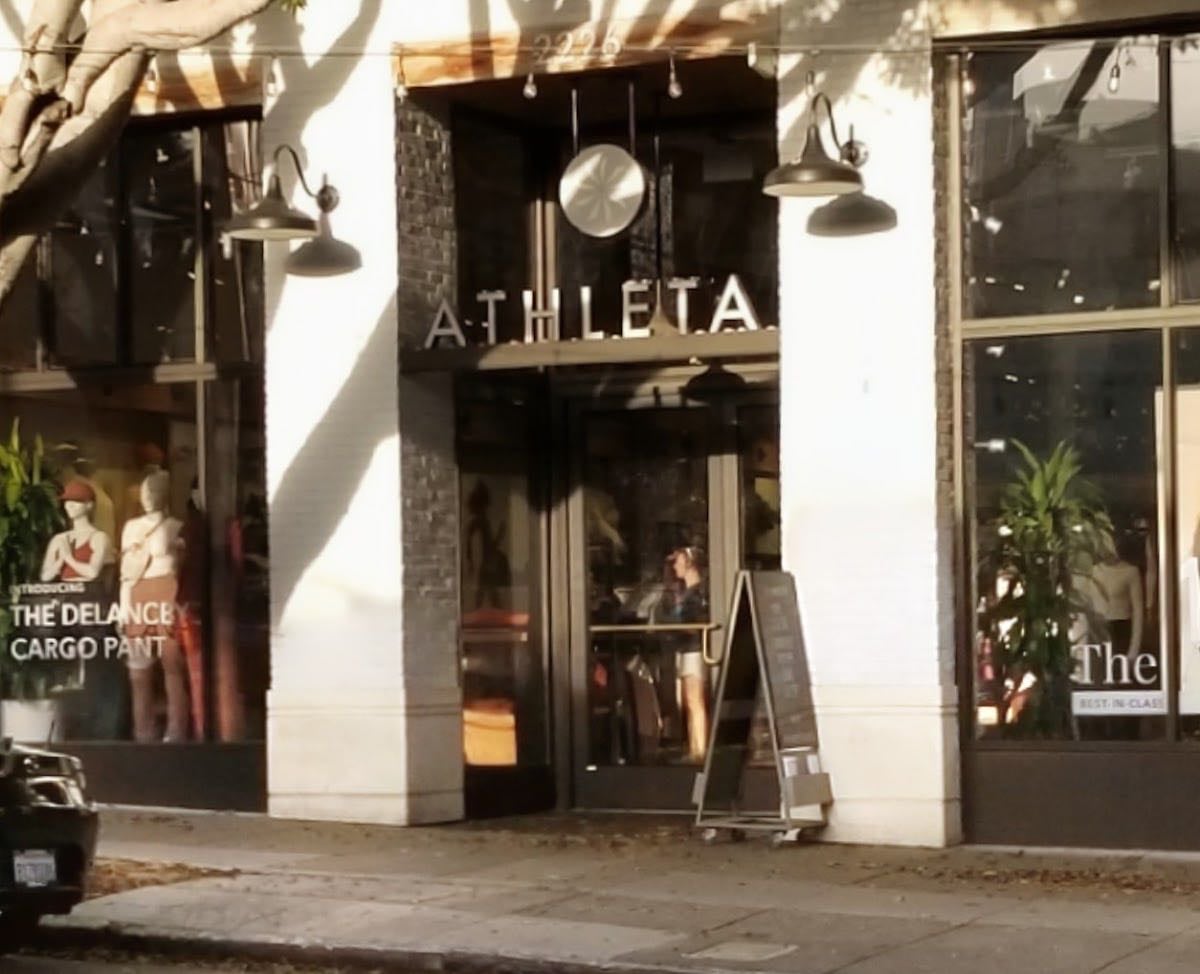 Athleta - love their athletic shorts πͺ
