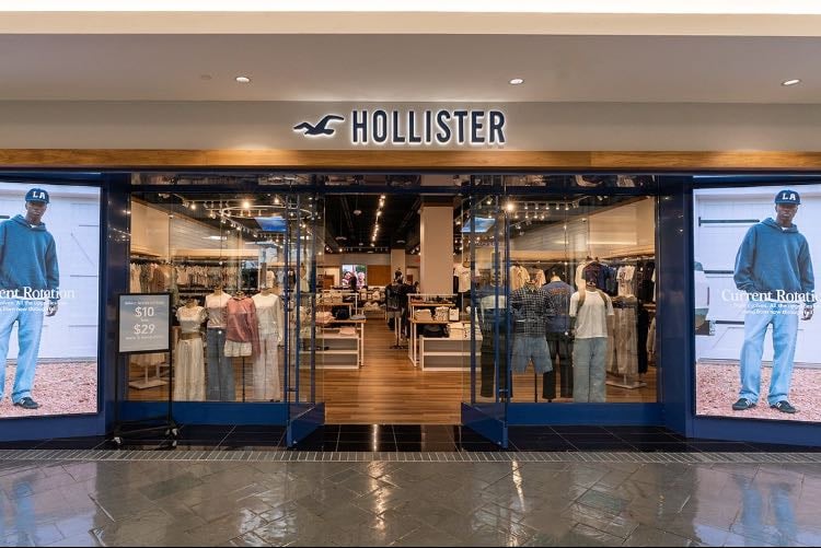 Hollister - cutest summer tops ever π