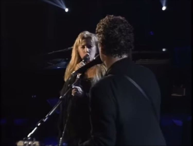 Silver Springs- LIVE 1997 - Song 路 Fleetwood Mac