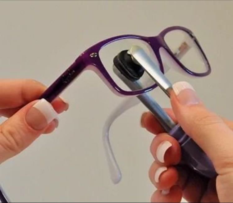 peeps carbon clean glasses cleaner