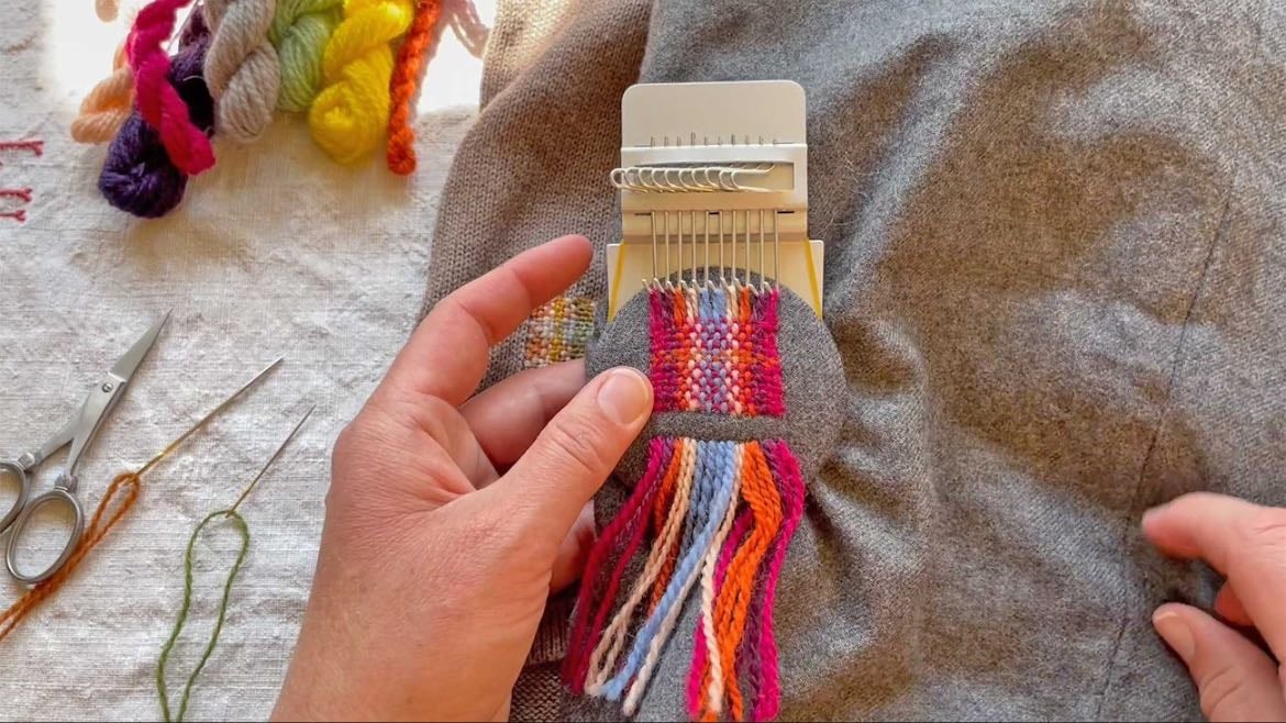 Darning loom