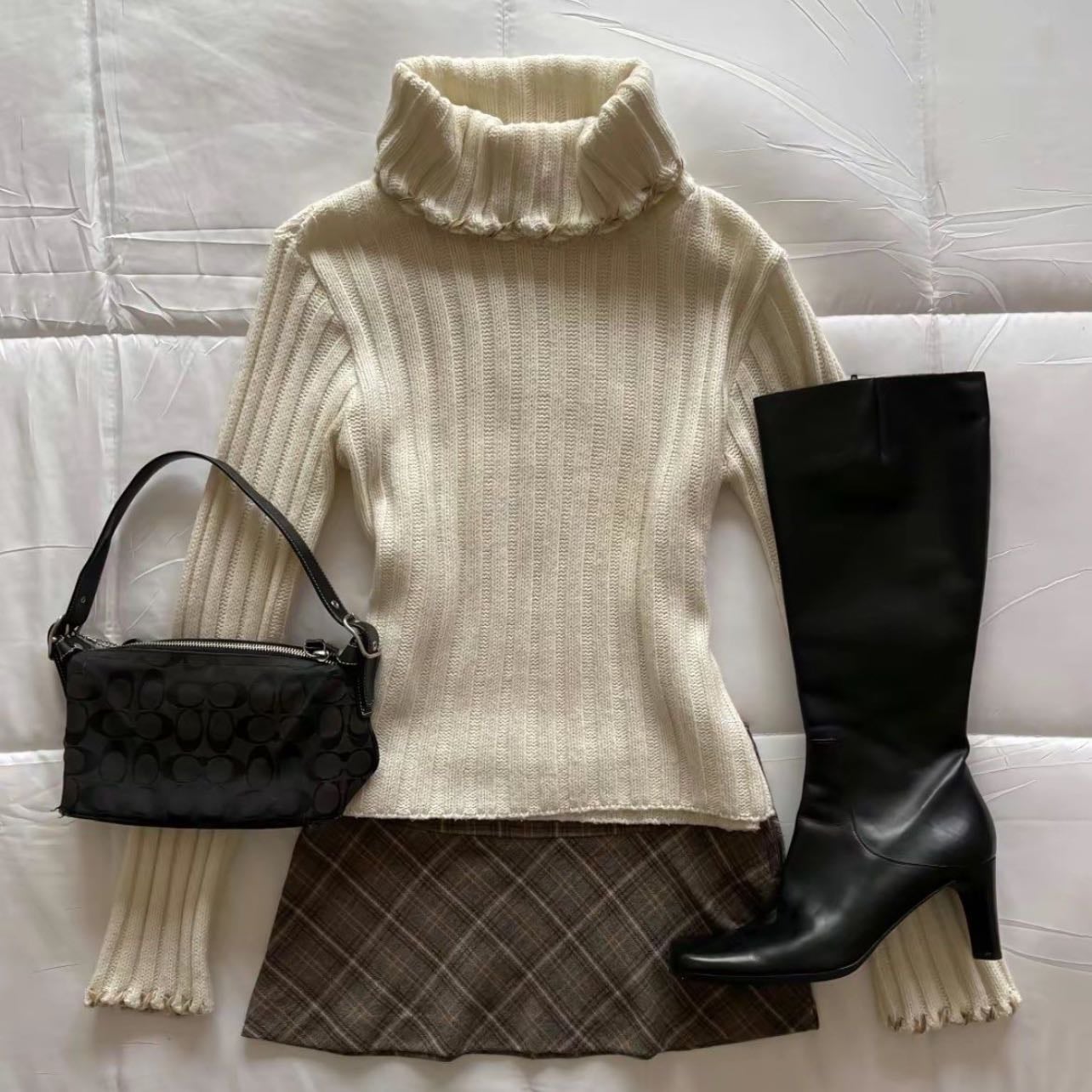 Turtle necks - I feel like I’m chocking but nvm