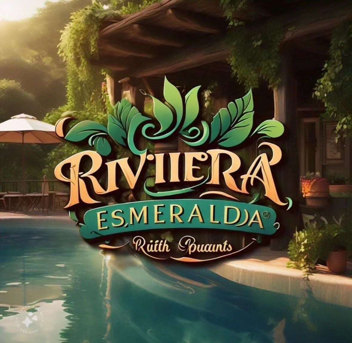 Riviera Esmeralda Resorth - Excelente lugar para ir en verano, comida relativamente buena, agradable ambiente y vista.