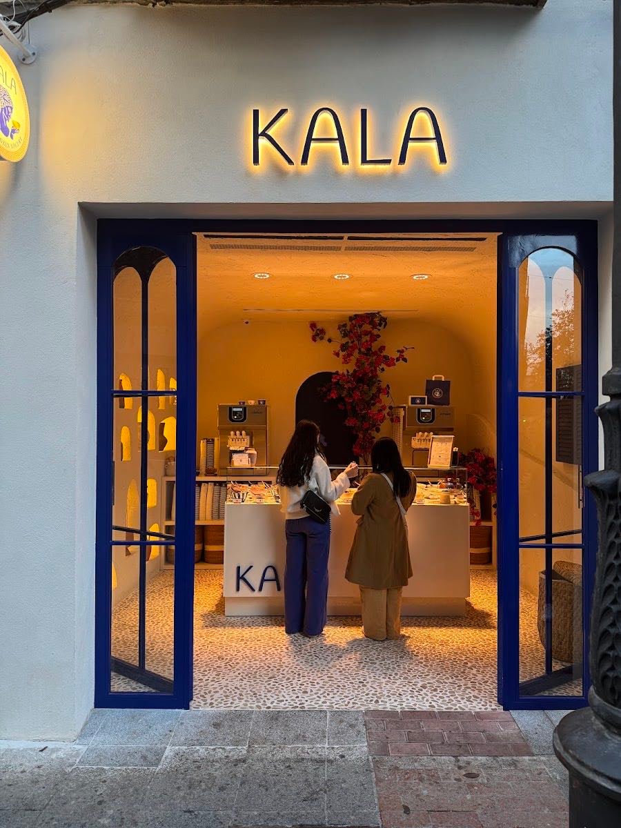 KALA Greek Frozen Yogurt