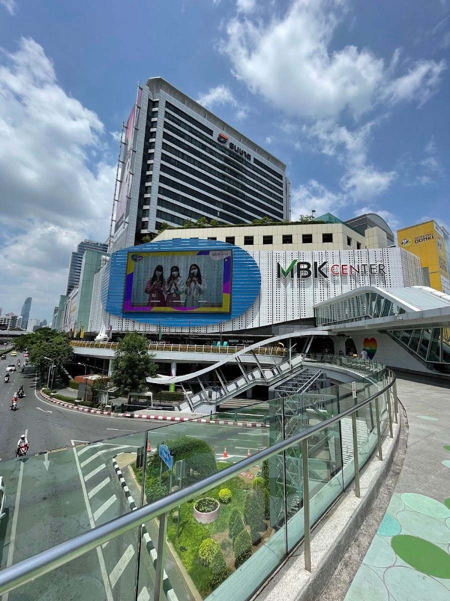 OneSiam Skywalk