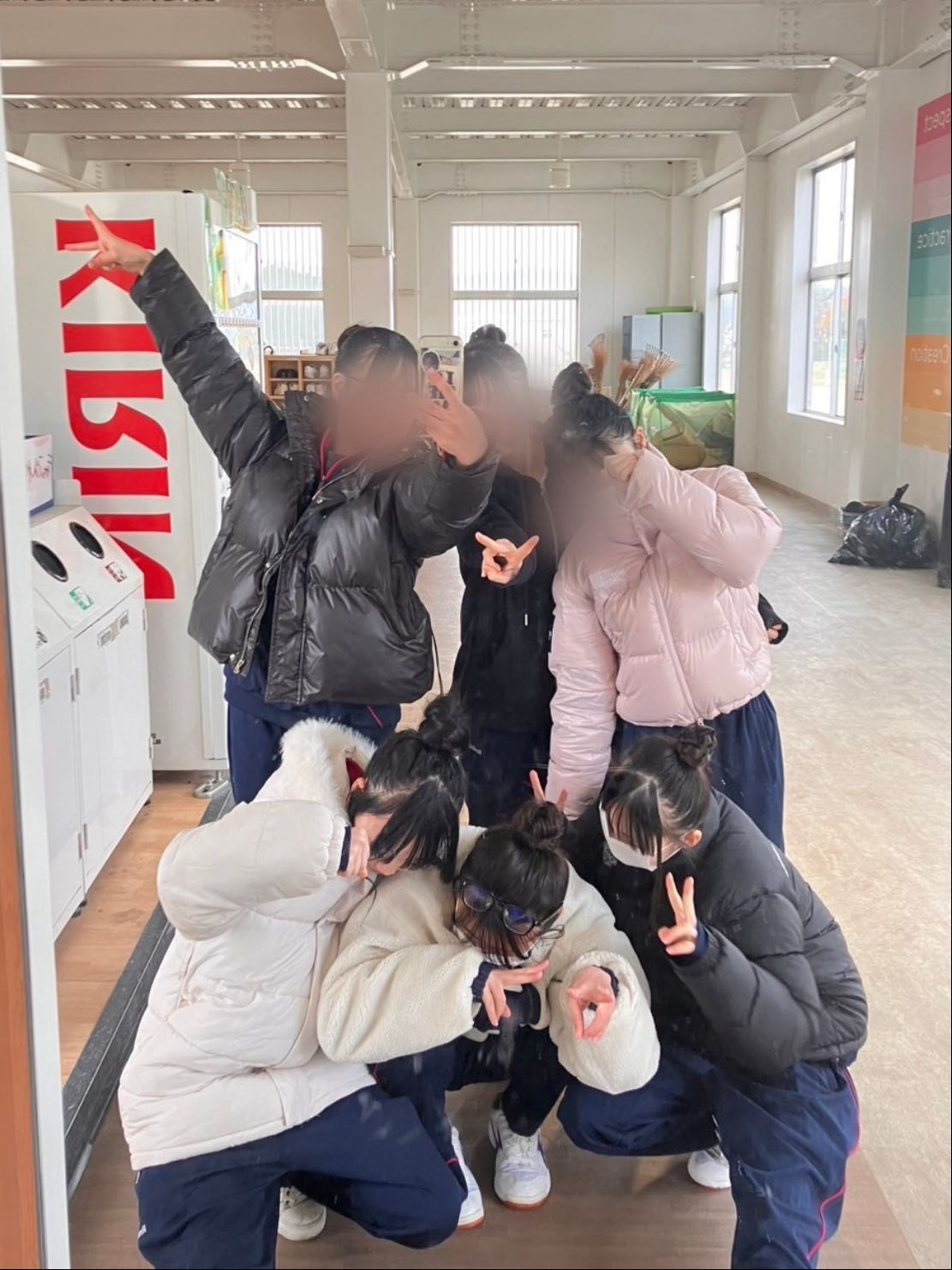 みんなでオソロの髪型 - 行事の時とかなんでもないときでも友達と髪型おそろいにするとかわいいよ❤️✨✨