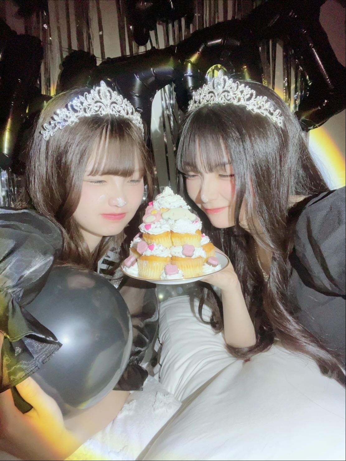 お友達の誕生日祝う🎂 - お友達の誕生日サプライズとか全力で祝うと思い出に残るよ💕✨
大人数で誕生日祝うのもたのしい‼️