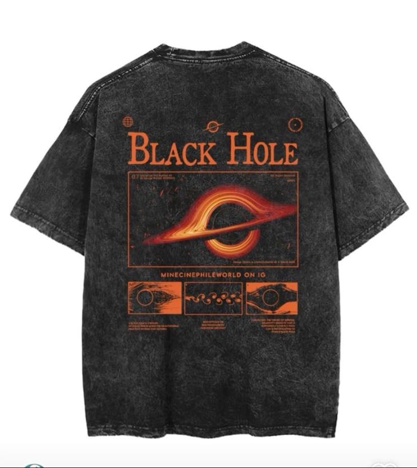 Camisa buraco negro.