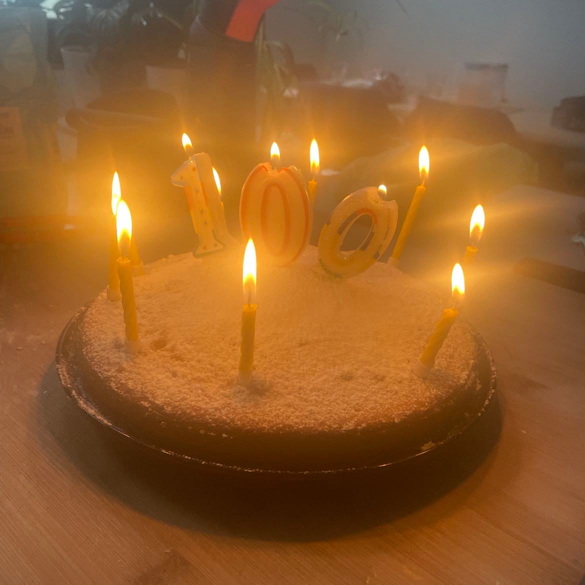BAKE ANOTHER CAKE W EVA + SORCHA