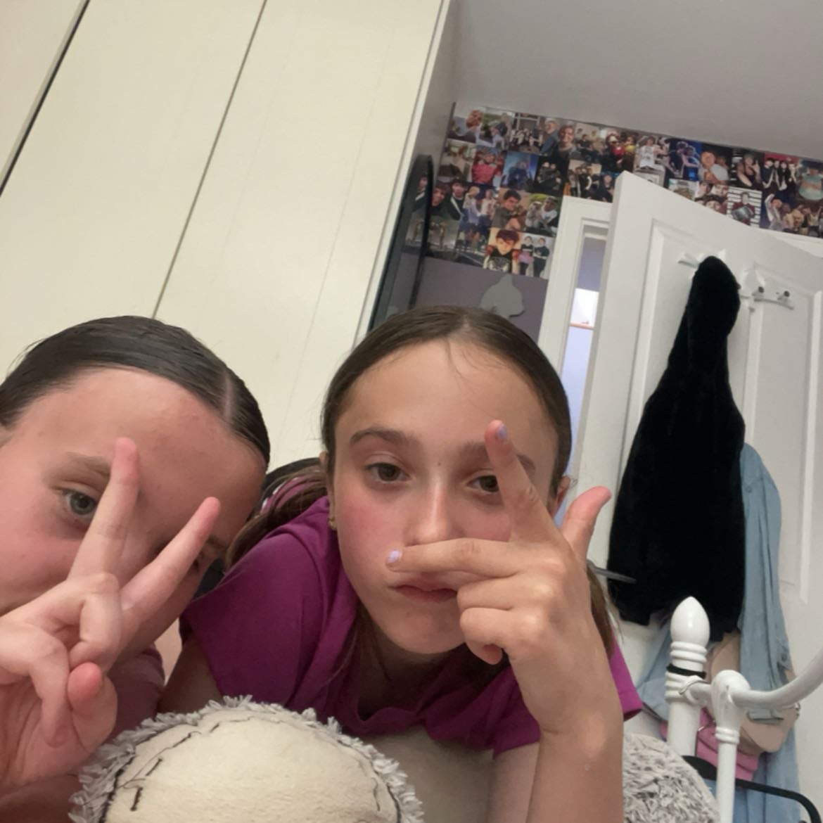 HAVE ANOTHER SLEEPOVER WITH EVAAA - Weβve only had two ππ