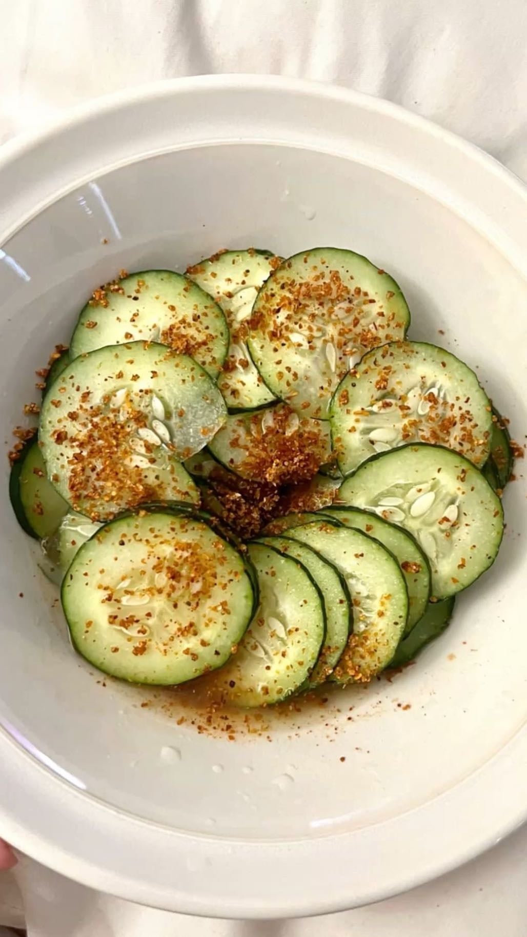 Cucumber w/chile & lemon - 150g: 25kcal