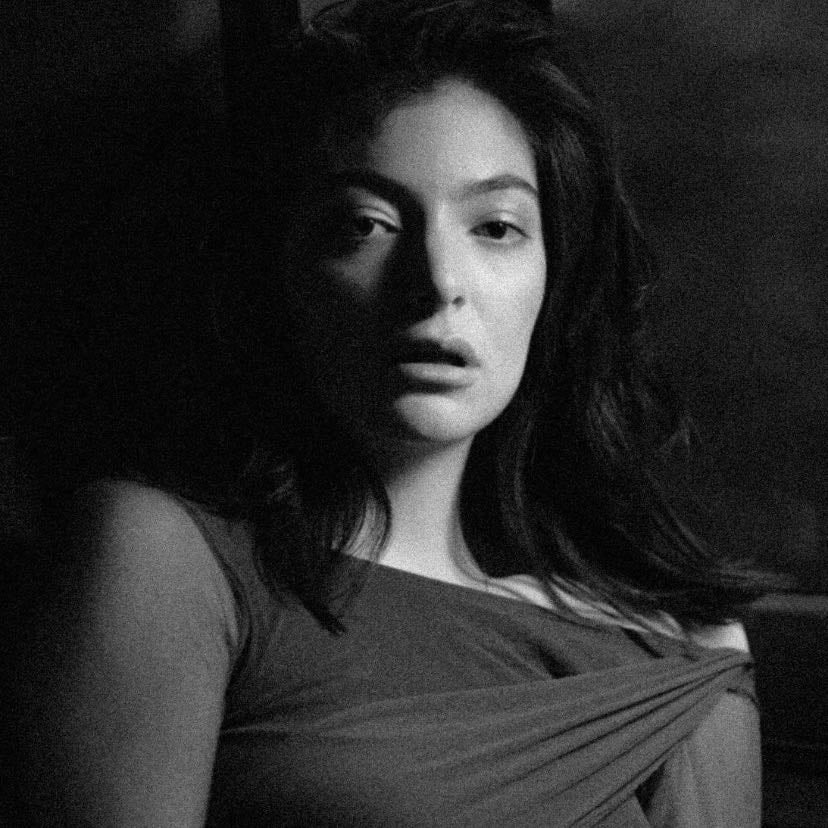 Lorde - The Solar Power Tour