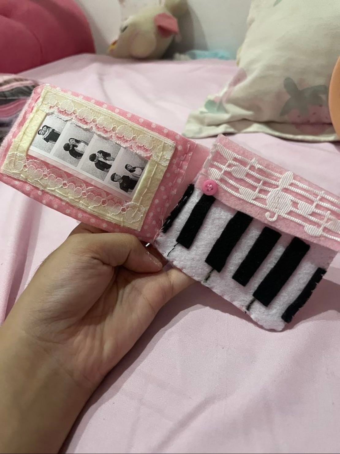 felt wallet !!