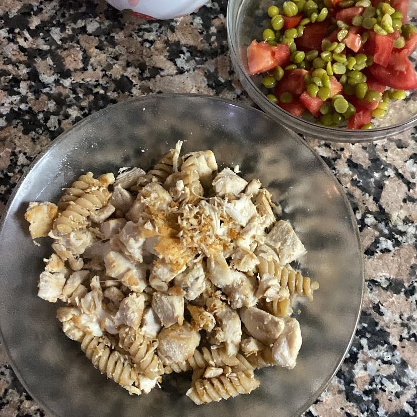 fideos con pollo