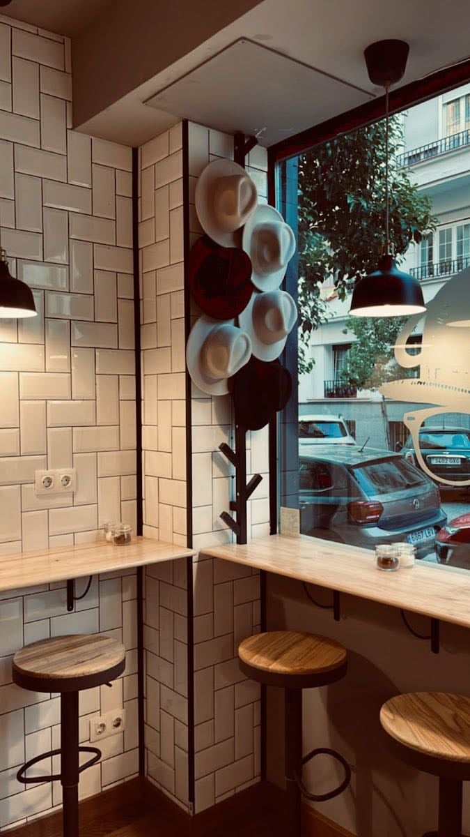 HAT COFFEE - Specialty Coffee
