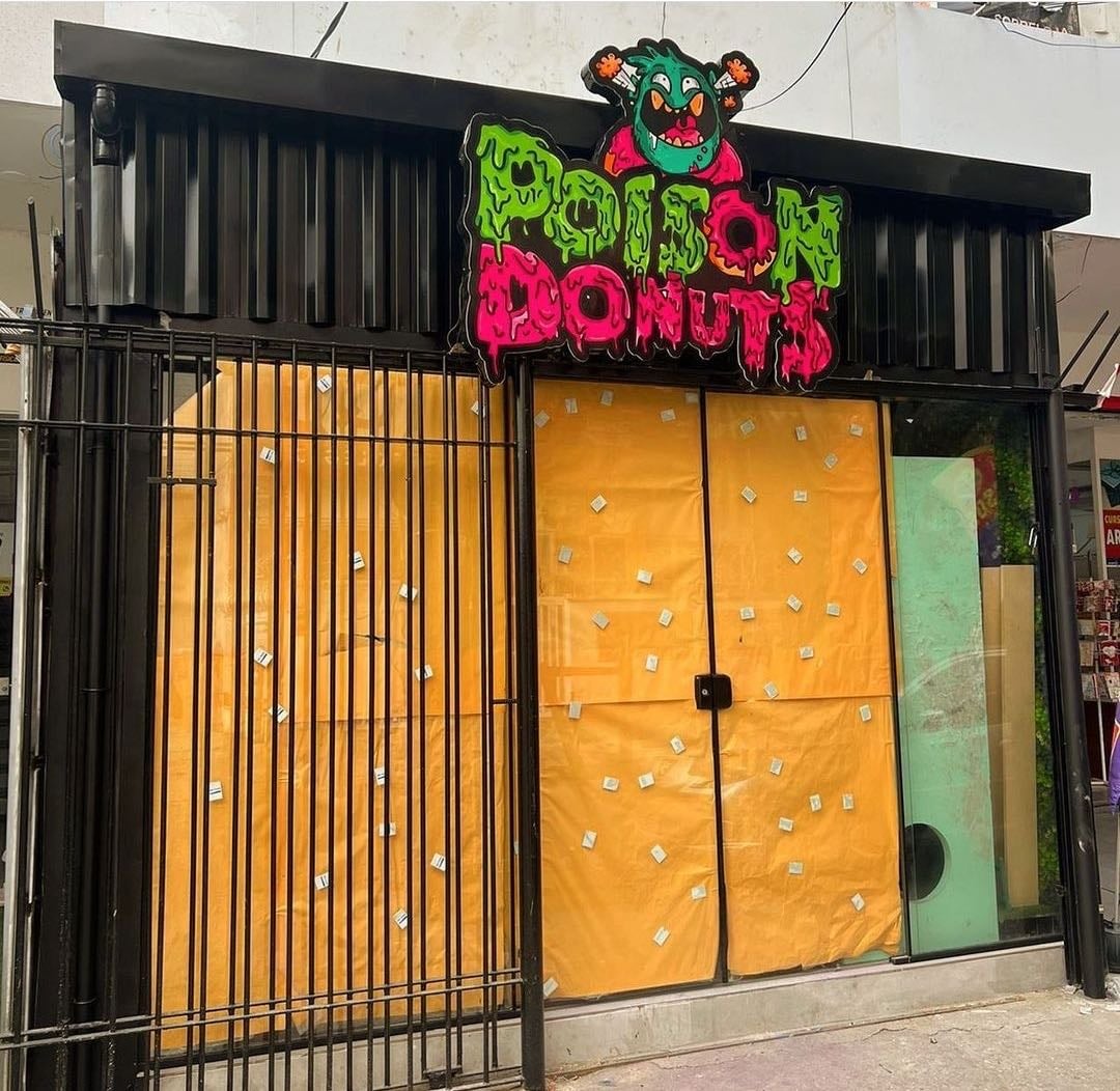 Poison Donuts | Méier - Faz jus ao slogan: O MELHOR DAS GALÁXIAS.