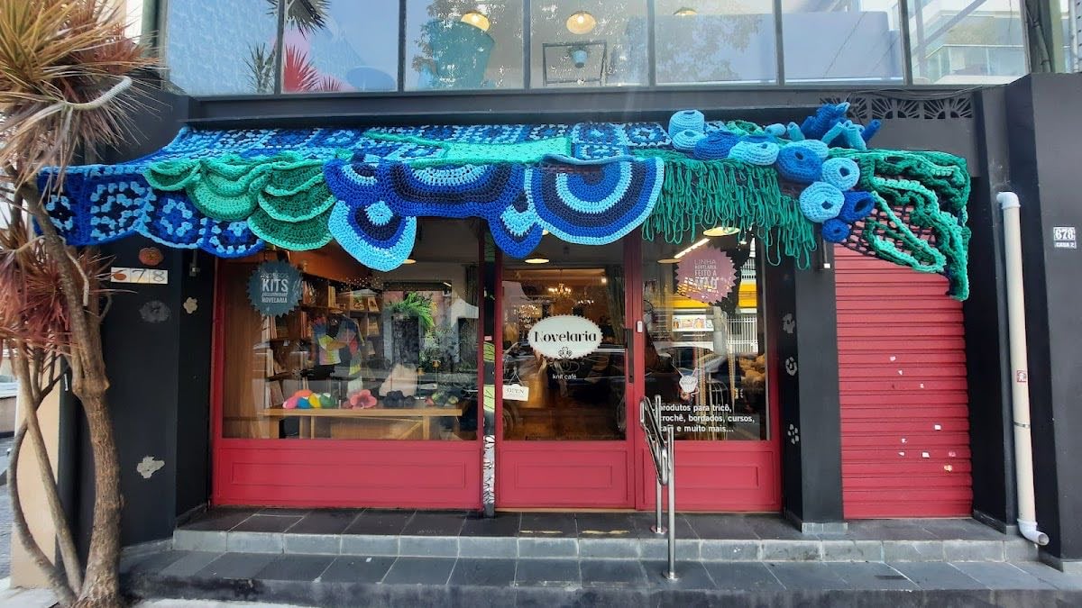 Novelaria Knit Café