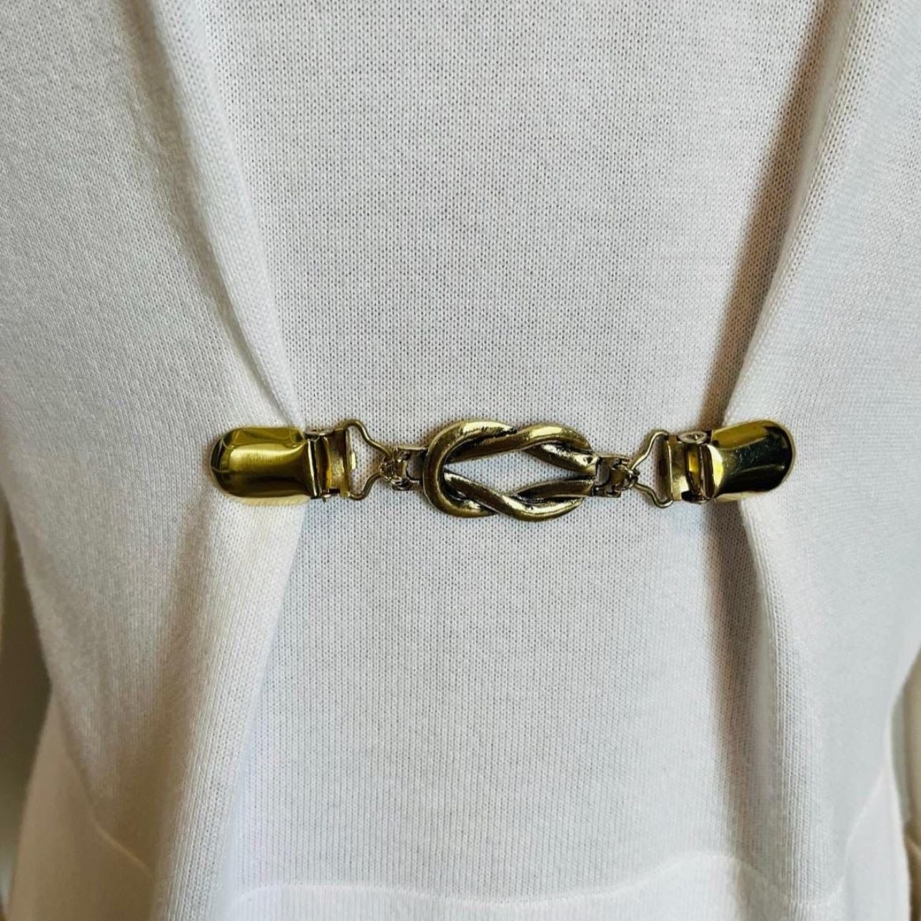 Broche Chaqueta/Camisa/Jersey - Estiliza tu silueta de una maneraaa🤌