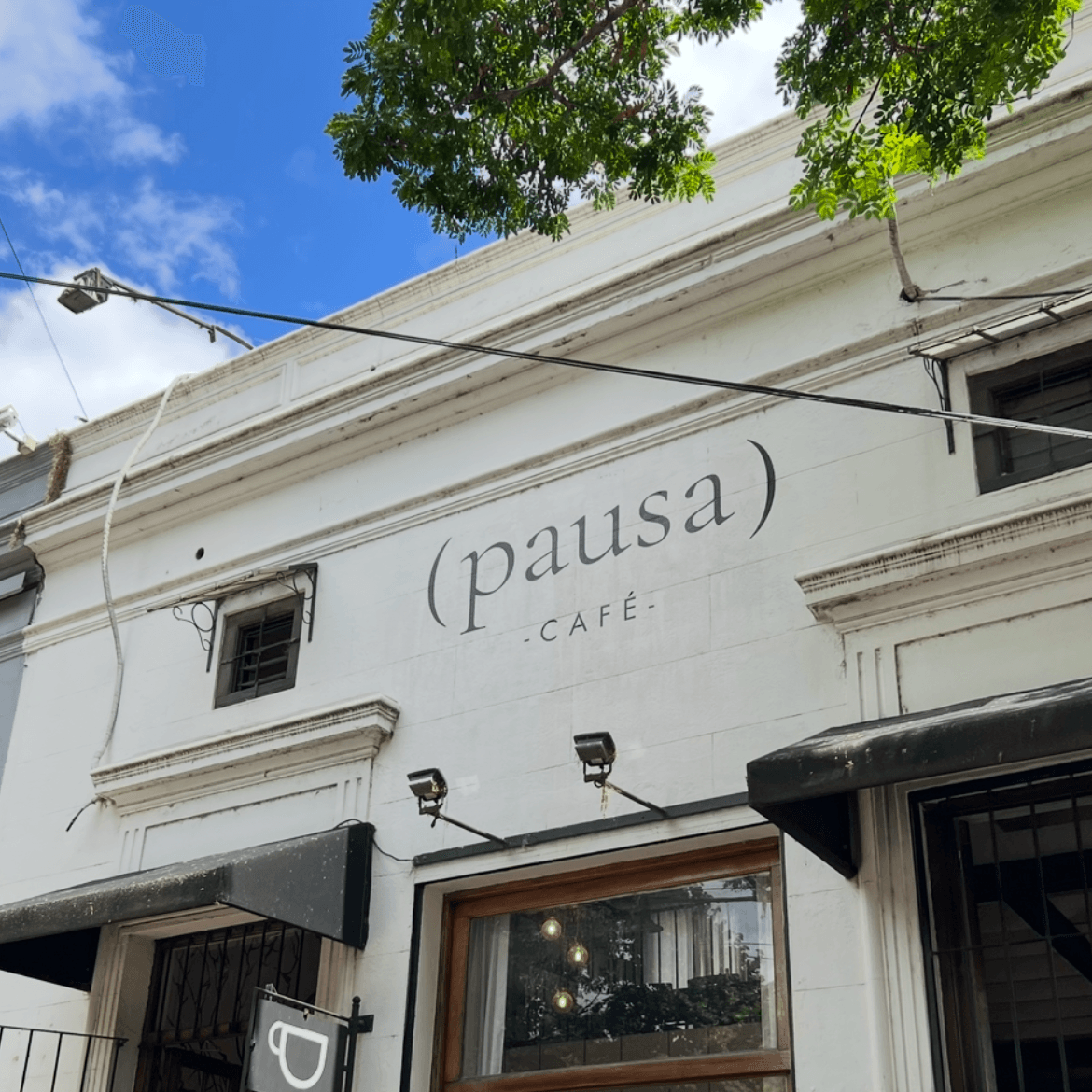 (pausa)
