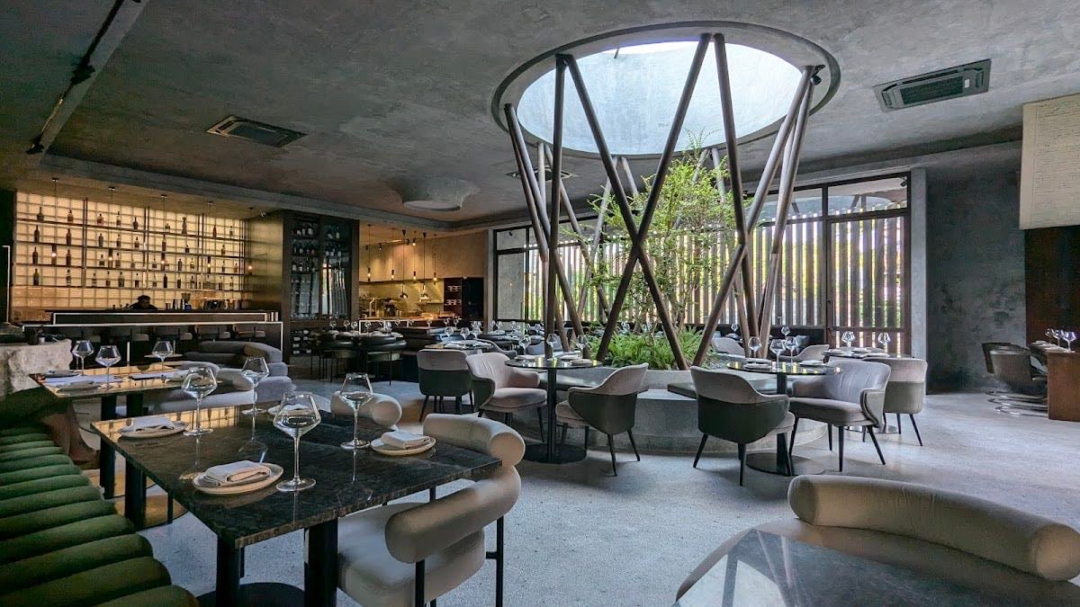 Satoshi - Nice location