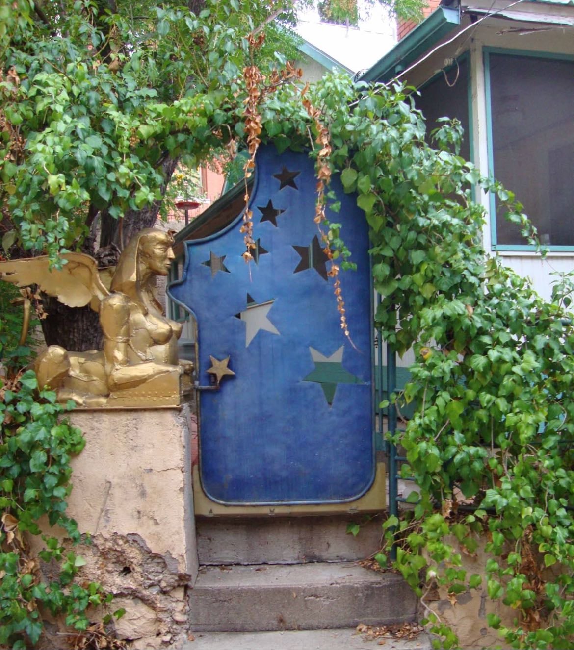 unique garden door