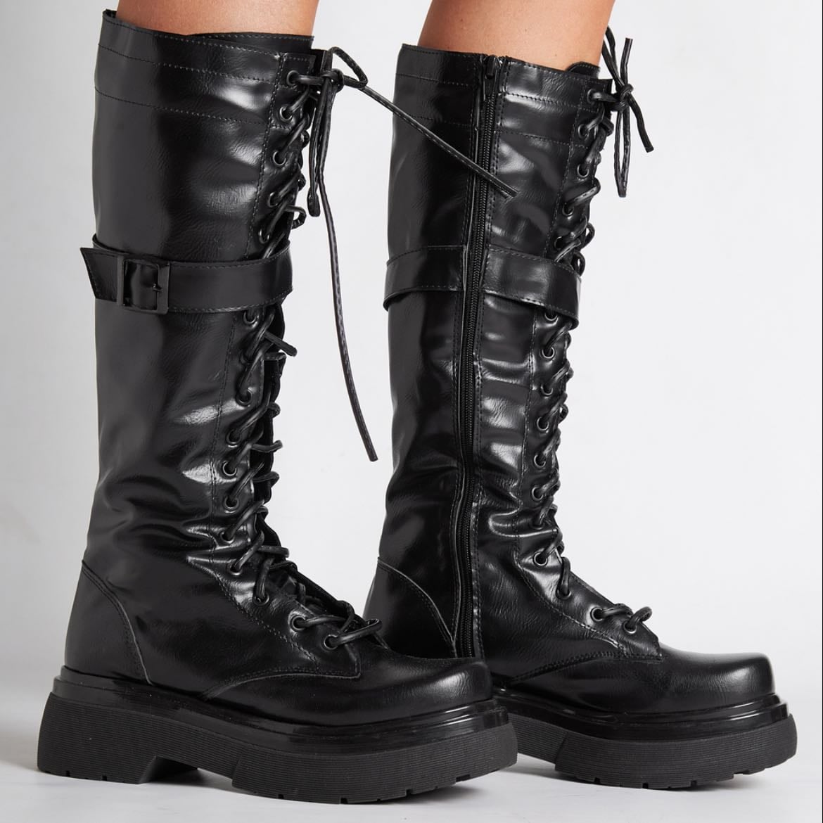 https://macushop.com/productos/borcegos-rau/