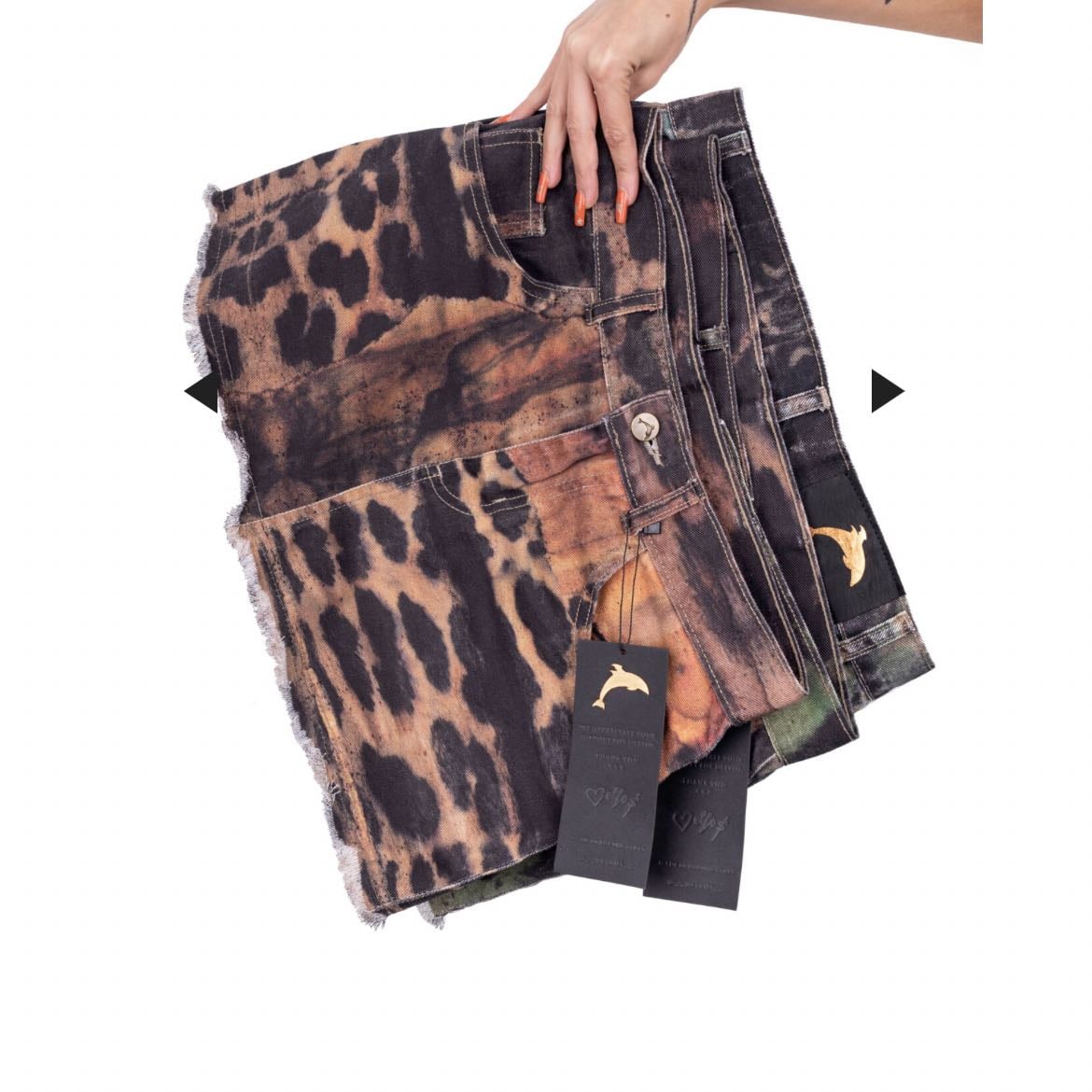 https://delfos.shop/es/product/miniskirts/